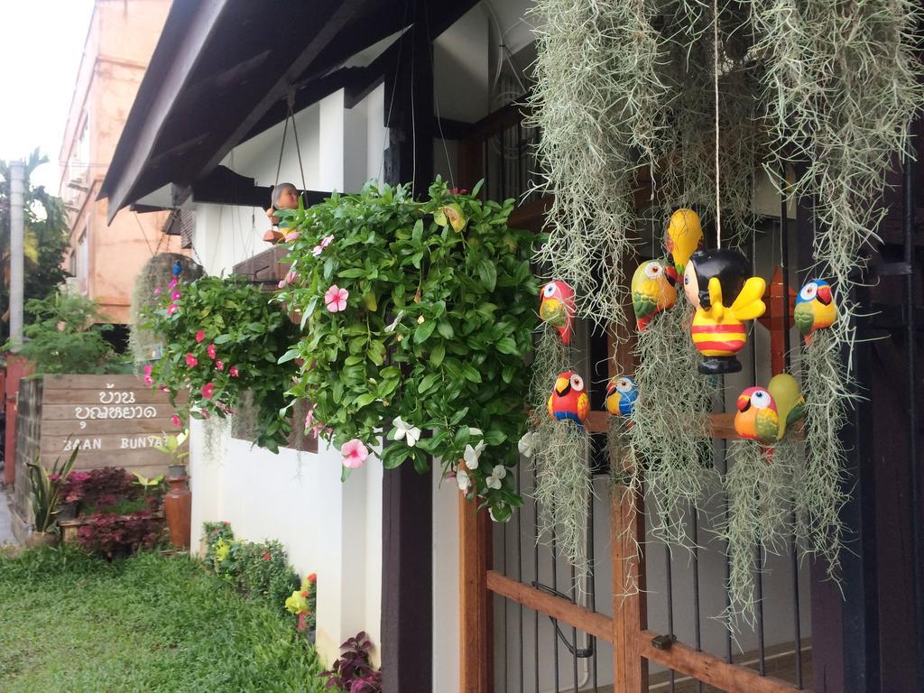 Baan Bunyat Hotel Chiang Mai Exterior photo