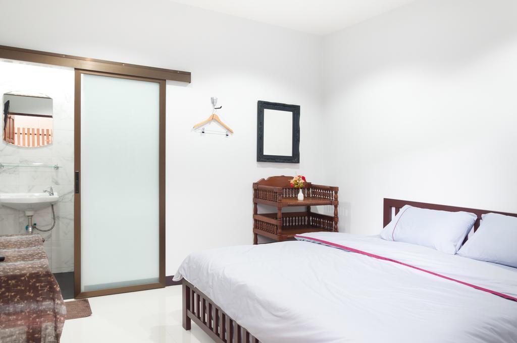 Baan Bunyat Hotel Chiang Mai Exterior photo