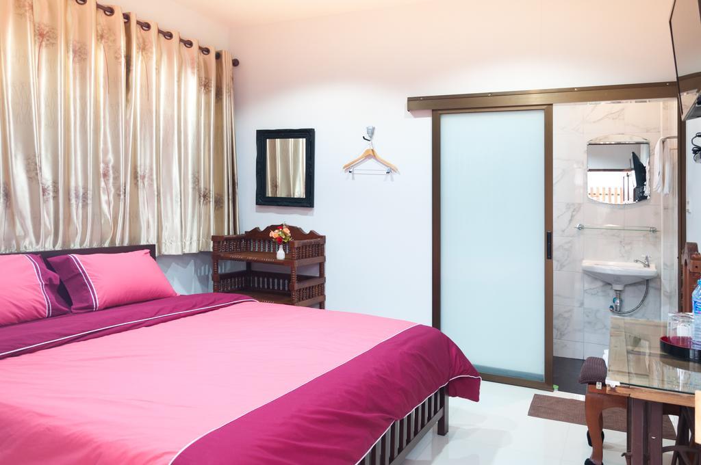 Baan Bunyat Hotel Chiang Mai Exterior photo